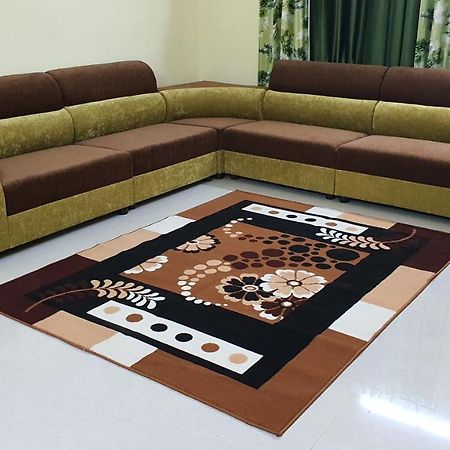Tirupati Homestay - 2Bhk Ac Family Apartments Near Alipiri And Kapilatheertham - Walk To A2B Veg Restaurant - Wifi - Android Tv - Easy Access To Tirumala المظهر الخارجي الصورة